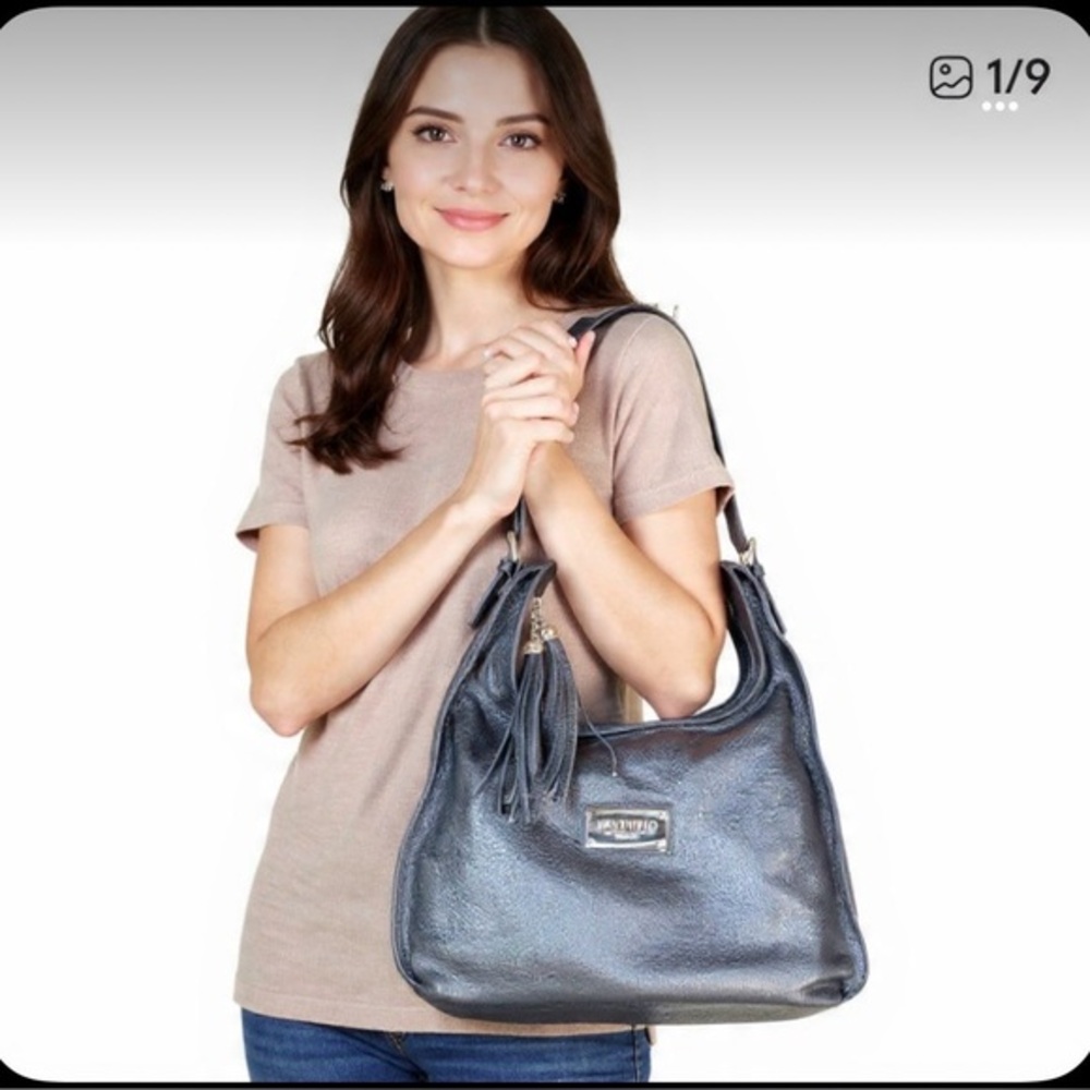 NWT Valentino Annelie Dollaro Black Hobo Shoulder Bag Genuine Leather